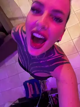 InkedBiitch online show from 7, 11, 2025