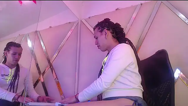 StefyFerrer online show from 28, 11, 2025