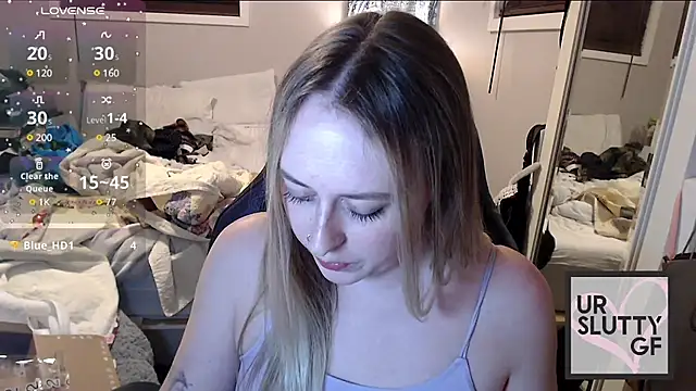 Snapshot of ursluttygf chatting on 28, 12, 2024 ursluttygf online show from 28, 12, 2024