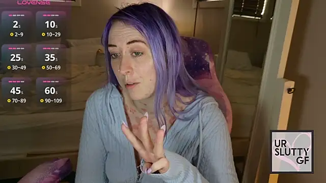 ursluttygf online show from 14, 4, 2026