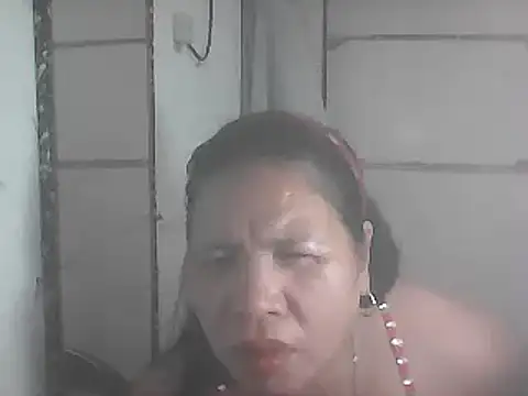 Snapshot of hotwet_mama4uxx chatting on 18, 1, 2025 hotwet mama4uxx online show from 18, 1, 2025