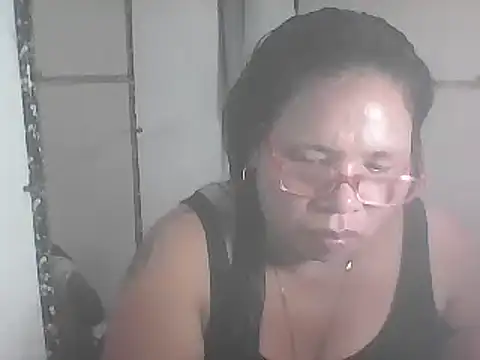 Snapshot of hotwet_mama4uxx chatting on 21, 1, 2025 hotwet mama4uxx online show from 21, 1, 2025