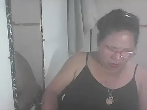 Snapshot of hotwet_mama4uxx chatting on 30, 1, 2025 hotwet mama4uxx online show from 30, 1, 2025