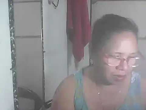 Snapshot of hotwet_mama4uxx chatting on 8, 2, 2025 hotwet mama4uxx online show from 8, 2, 2025