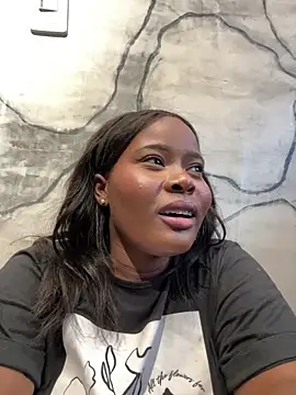 Rianamanson online show from 15, 2, 2025