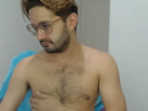 Snapshot of peterannaud chatting on 29, 9, 2025 peterannaud online show from 29, 9, 2025