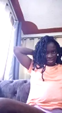 Snapshot of _cutemelania chatting on 2, 2, 2025 cutemelania online show from 2, 2, 2025