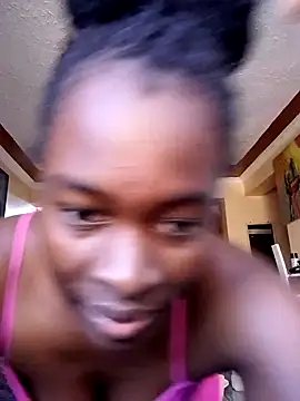 Snapshot of _cutemelania chatting on 7, 2, 2025 cutemelania online show from 7, 2, 2025