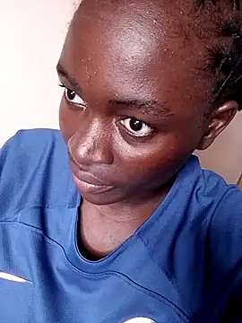 Snapshot of _cutemelania chatting on 21, 2, 2025 cutemelania online show from 21, 2, 2025