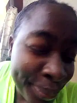 Snapshot of _cutemelania chatting on 12, 10, 2025 cutemelania online show from 12, 10, 2025