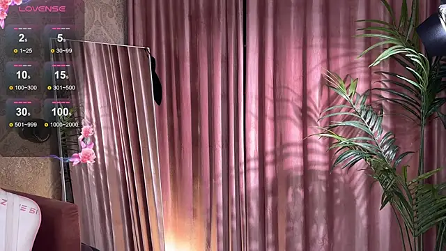 Snapshot of 01_lili_01 chatting on 21, 9, 2025 01 lili 01 online show from 21, 9, 2025