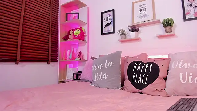 Nata Villalobos online show from 10, 2, 2026