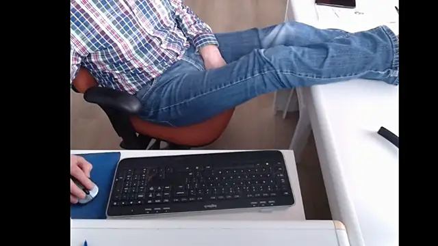 Snapshot of dutchpornking chatting on 30, 1, 2025 dutchpornking online show from 30, 1, 2025