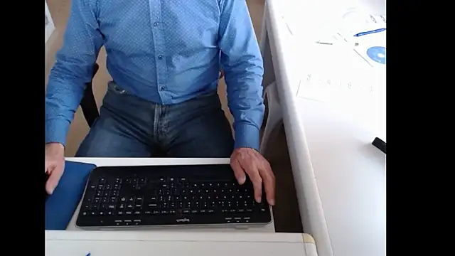 Snapshot of dutchpornking chatting on 16, 9, 2025 dutchpornking online show from 16, 9, 2025