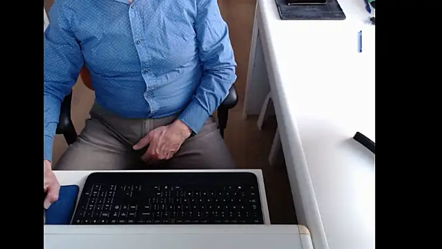 dutchpornking online show from 25, 11, 2025