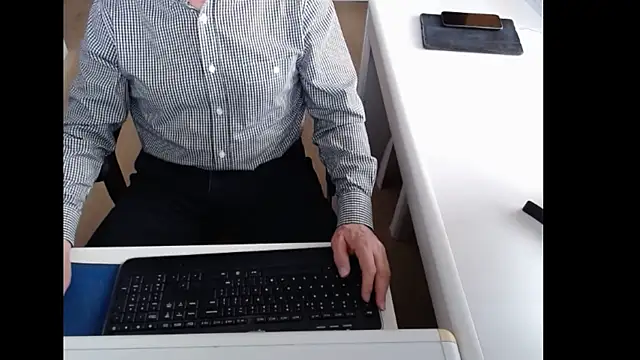 Snapshot of dutchpornking chatting on 21, 4, 2026 dutchpornking online show from 21, 4, 2026