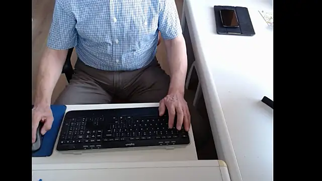 Snapshot of dutchpornking chatting on 9, 5, 2026 dutchpornking online show from 9, 5, 2026