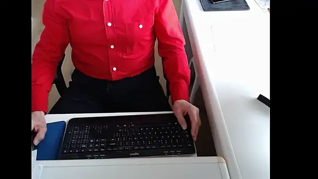 Snapshot of dutchpornking chatting on 19, 5, 2026 dutchpornking online show from 19, 5, 2026