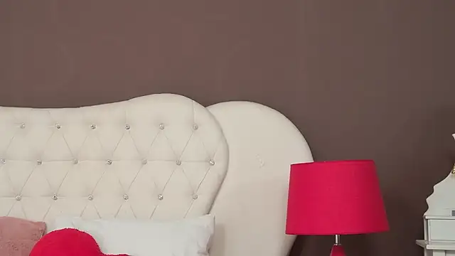 BustyMadison online show from 9, 3, 2025