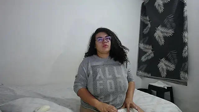 Snapshot of mabigomez00 chatting on 30, 4, 2026 mabigomez00 online show from 30, 4, 2026