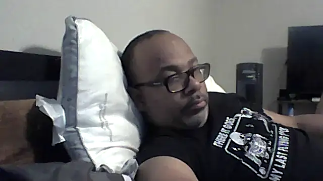 Snapshot of dababyboii chatting on 15, 5, 2026 dababyboii online show from 15, 5, 2026