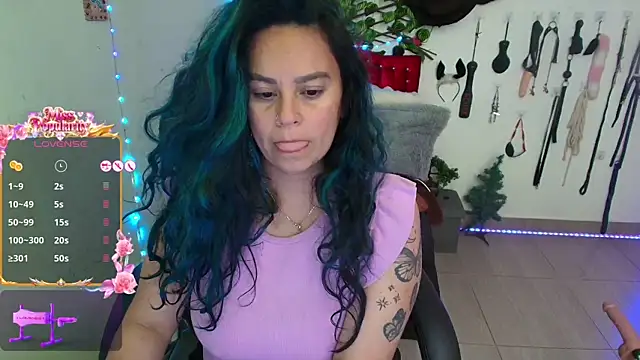 Snapshot of elektra_32 chatting on 13, 5, 2026 elektra 32 online show from 13, 5, 2026