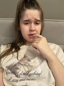 HornyGirlH online show from 5, 4, 2026