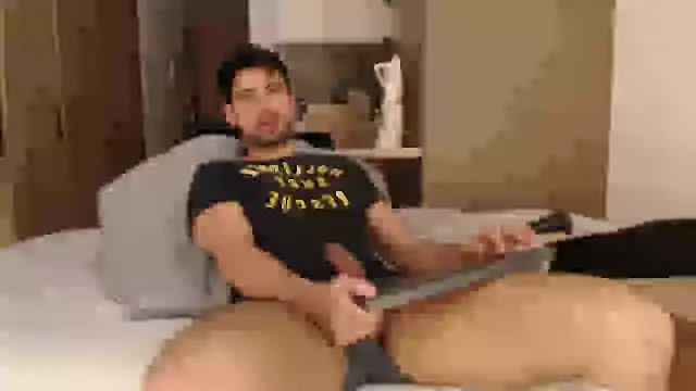 Snapshot of bradley_muscle chatting on 15, 9, 2025 bradley muscle online show from 15, 9, 2025