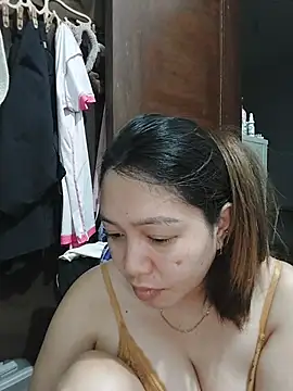 Snapshot of MissKitty31 chatting on 29, 7, 2026 MissKitty31 online show from 29, 7, 2026