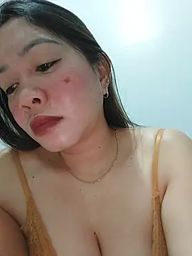 Snapshot of MissKitty31 chatting on 6, 8, 2026 MissKitty31 online show from 6, 8, 2026