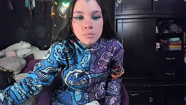 Snapshot of Lilmarieee chatting on 5, 11, 2025 Lilmarieee online show from 5, 11, 2025