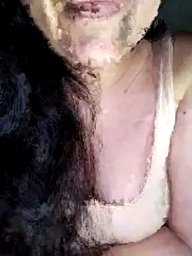 Snapshot of Annerae chatting on 1, 2, 2026 Annerae online show from 1, 2, 2026