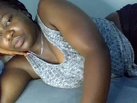 Snapshot of cute-marianna chatting on 13, 5, 2026 cute-marianna online show from 13, 5, 2026