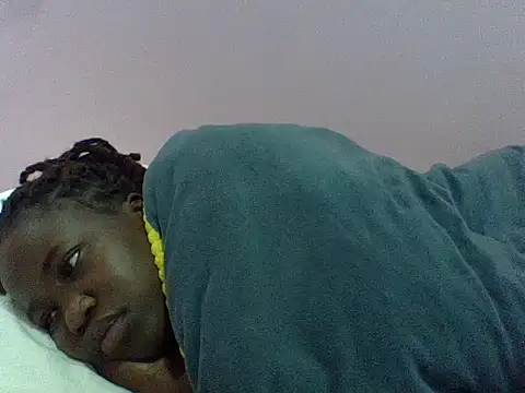 Snapshot of cute-marianna chatting on 7, 7, 2026 cute-marianna online show from 7, 7, 2026