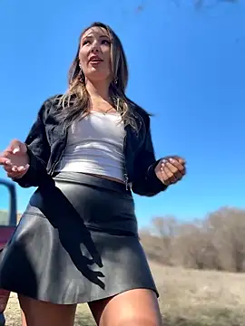 YOUR-KARINA online show from 29, 3, 2026