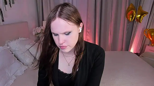 EffieMinki online show from 30, 6, 2026