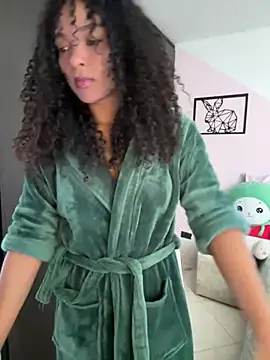 Snapshot of mariam_hill chatting on 28, 12, 2024 mariam hill online show from 28, 12, 2024
