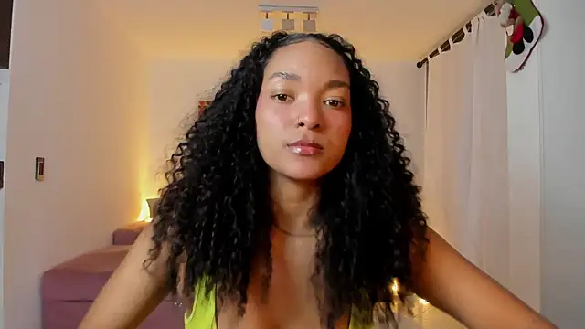 Snapshot of mariam_hill chatting on 30, 12, 2024 mariam hill online show from 30, 12, 2024