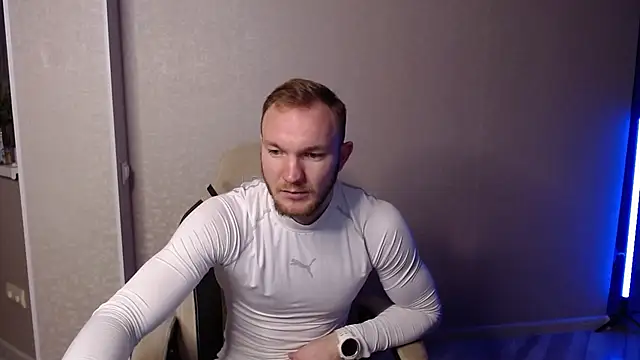 Snapshot of Toress1 chatting on 19, 2, 2025 Toress1 online show from 19, 2, 2025