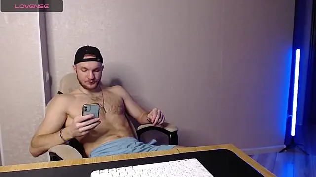 Snapshot of Toress1 chatting on 19, 2, 2025 Toress1 online show from 19, 2, 2025