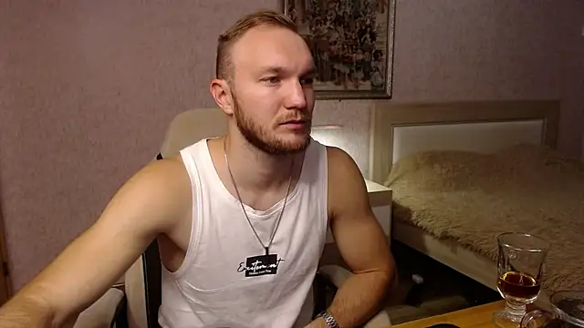 Snapshot of Toress1 chatting on 25, 10, 2025 Toress1 online show from 25, 10, 2025