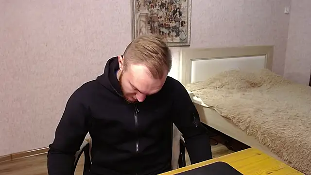 Snapshot of Toress1 chatting on 29, 10, 2025 Toress1 online show from 29, 10, 2025