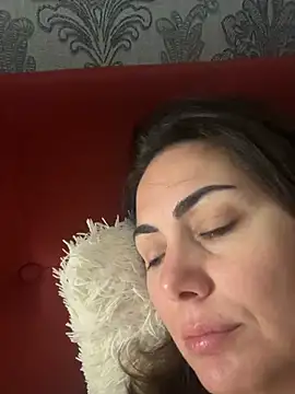 Emma roqueen online show from 26, 7, 2026