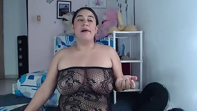 emiligrey  online show from 23, 3, 2025