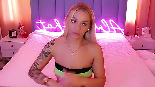 AllwaysHotJ online show from 8, 3, 2025