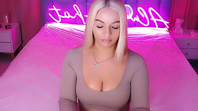 AllwaysHotJ online show from 3, 12, 2025