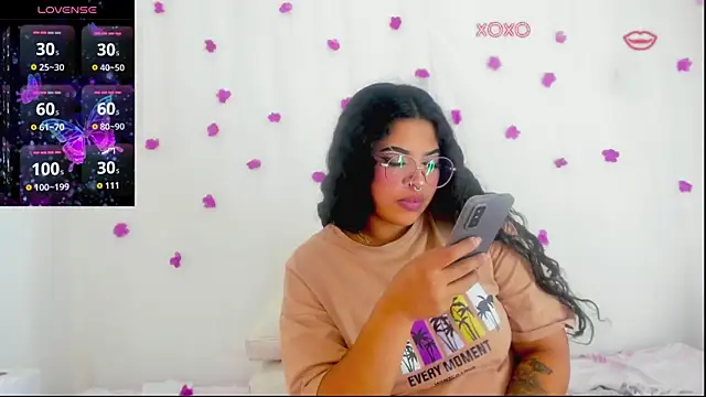 moana taylor online show from 8, 10, 2025