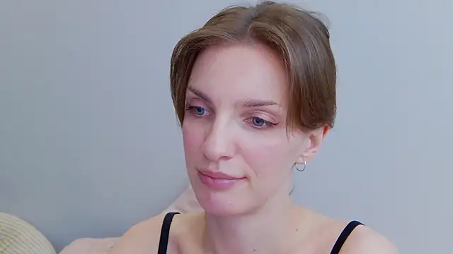 Beauty Alex online show from 28, 1, 2025