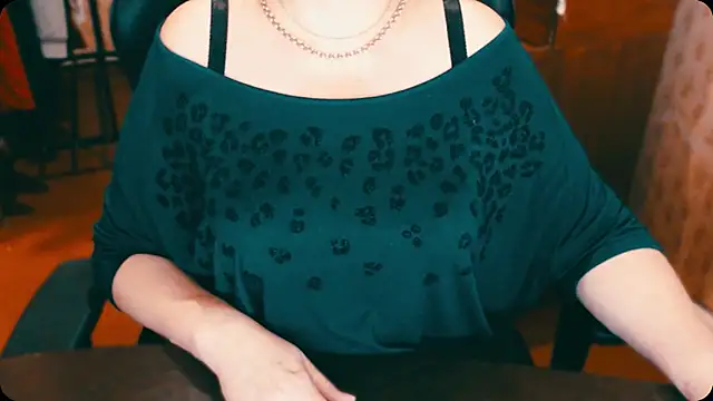 AlisaHot55 online show from 4, 3, 2025