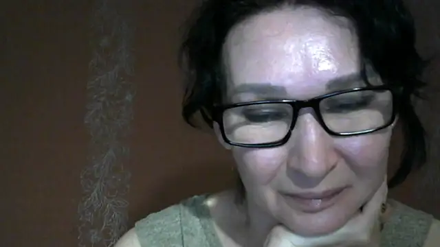 PrettyAndWild online show from 3, 7, 2026